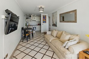 Smart-TV, Tischtennisplatte