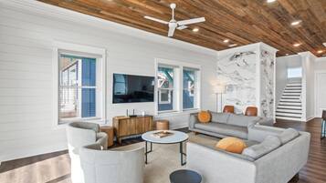 House, 6 Bedrooms, Private Pool, Ocean View | Living area | 55-inch Smart TV with digital channels, Netflix, Hulu
