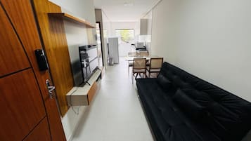 Classic Apartment | 2 bedrooms, laptop workspace, free WiFi