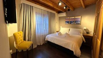Cabaña standard chica en planta baja (4 pax) | 2 bedrooms, in-room safe, individually furnished, blackout curtains