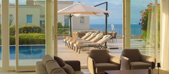 Charming 3-bedroom villa with WiFi, fitness room in Crveni Vrh