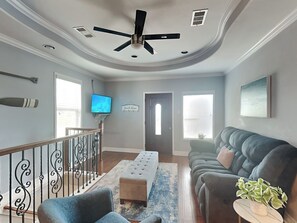 Miscellaneous - Paradise Palms (Galveston)