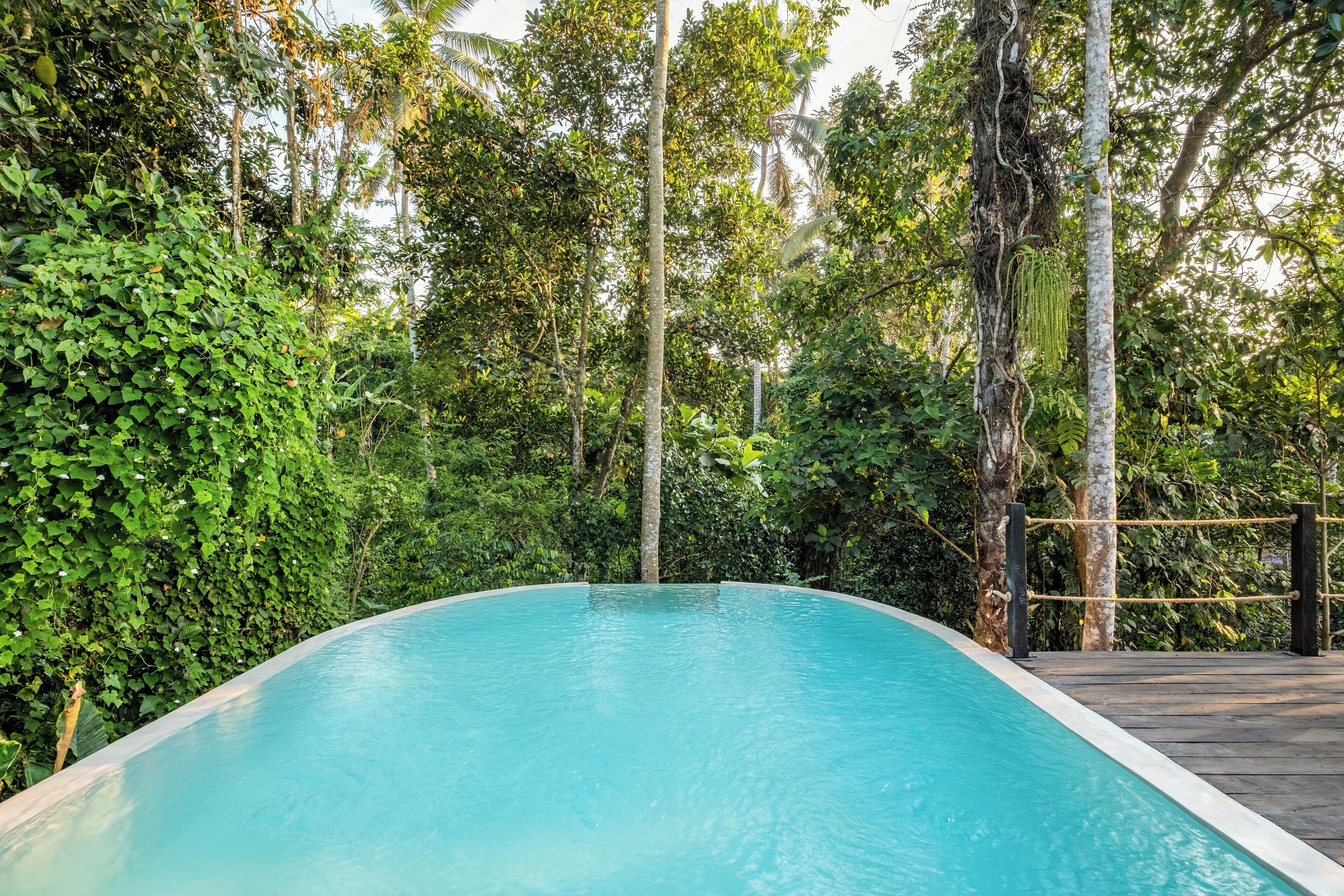 Private pool