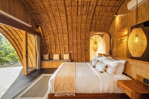 2 Bedroom Villa - Oval | Premium bedding, pillow-top beds, minibar, desk - Jungleight Bali (Tegallalang)