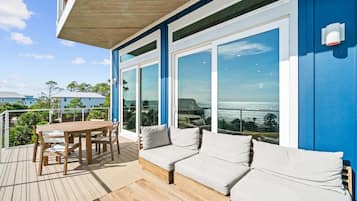 House, 6 Bedrooms, Private Pool, Ocean View | Balcony