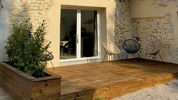 Appartement Supérieur, vue jardin (Sunnymind) | Terrasse/Patio