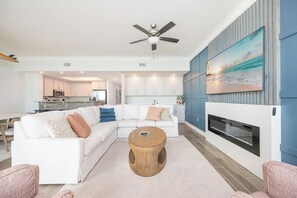 Télévision, cheminée