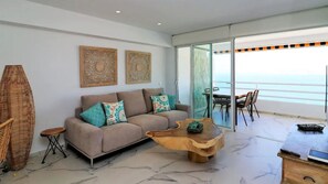 Living area - Lovely apartments with sea view

 (Benidorm)