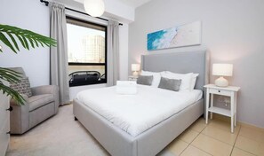 2 bedrooms, iron/ironing board, WiFi (free), bed sheets - Beachfront Apartment with Sea Views & Pool Access (Dubai)