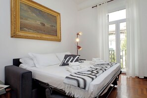 2 quartos, ferros/tábuas de passar roupa, Wi-Fi de cortesia