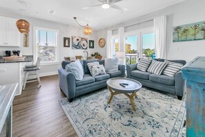 Smart TV - 🏖️Golf Cart + Bikes🐾Pet Friendly🐾30A Hidden Lakes 231🏖️ (Santa Rosa Beach)