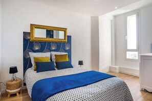 1 chambre, fer et planche Ă repasser, draps fournis