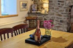 Dining - Yr Hal, Llangrannog - Two Bedroom Cottage, Sleeps 5 (Llangrannog)