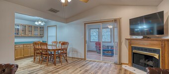 RiverTown Retro: 1990s Retreat