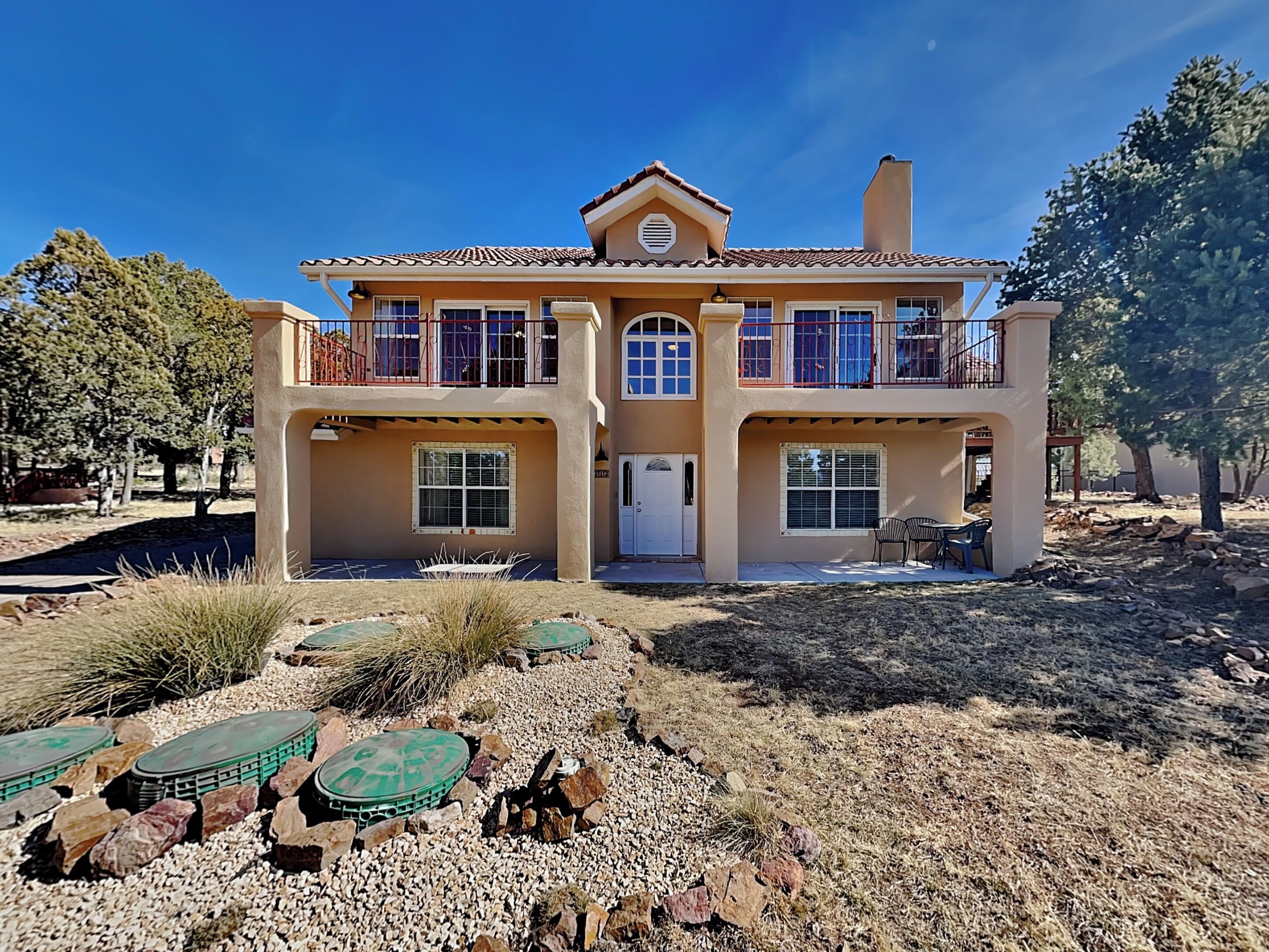 House (4 Bedrooms) | Property amenity