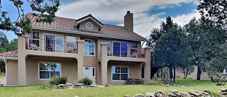 House (4 Bedrooms) | Property amenity