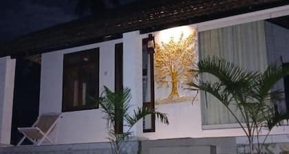 Canan Lake Home – A Serene Riverside Escape in God’s Own Country