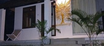 Canan Lake Home – A Serene Riverside Escape in God’s Own Country