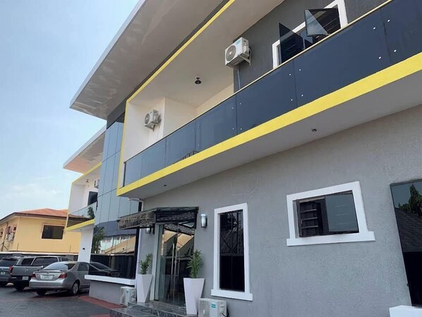 Bagian depan properti