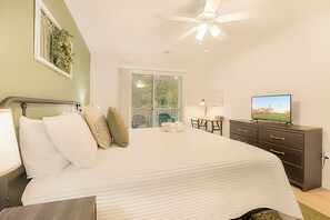 3 bedrooms, desk, free WiFi, bed sheets - The Fairways at River Oaks 25D (Myrtle Beach)