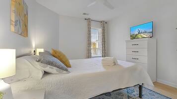 3 habitaciones, escritorio, wifi gratis y ropa de cama