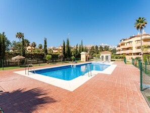 Apartment | Pool | Outdoor pool