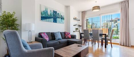 Apartment | Living room