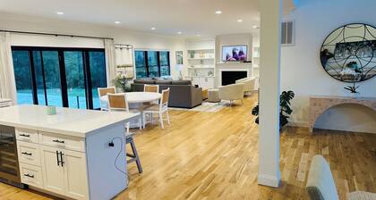 Modern 4Bedroom Farmhouse w/ Heated Saltwater Pool in Mattituck close to beaches