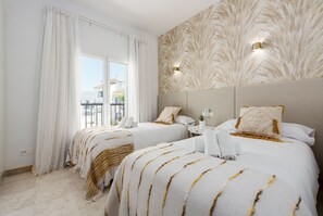 2 bedrooms, iron/ironing board, free WiFi