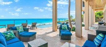 Stay Blessed Villa, New Build, Always Sandy Beach, Walkable To Restaurant By Beach!
