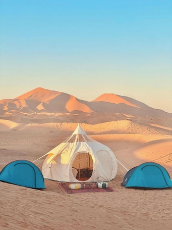 Beach. Starry Sky Overnight Nomadic Camping