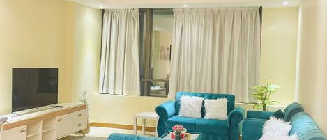 智能電視、 辦公室