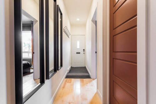 HOMA-Comfort&Style-2BR-Spacious-Natural Light-FeelHome-A/C-SelfCheckIn-Metro