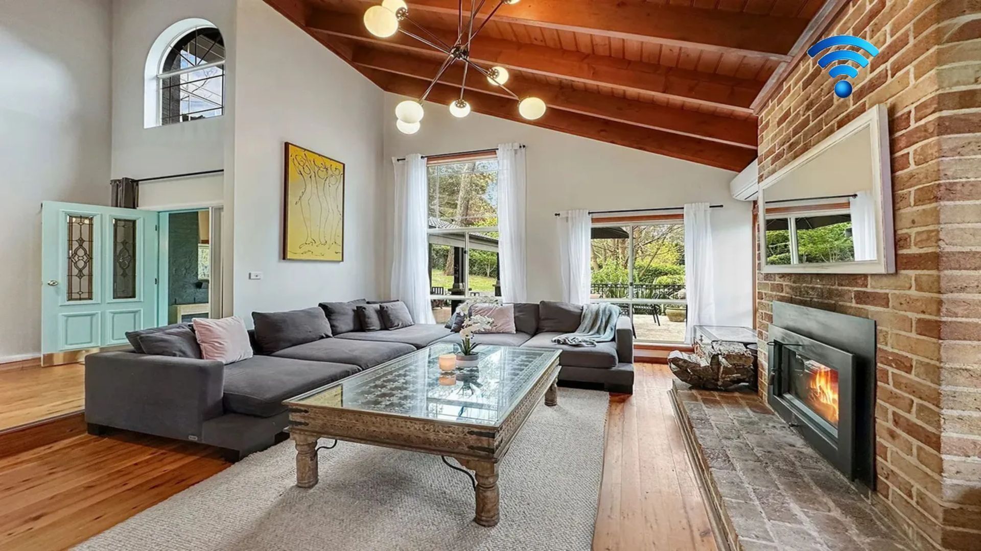 Smart TV, fireplace, books, offices