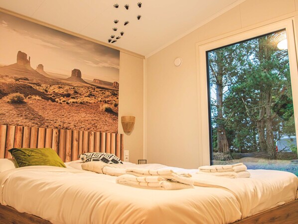 House | 4 bedrooms, bed sheets