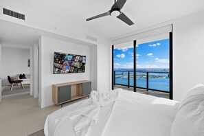 Luxury Apartment, 3 Bedrooms, Ocean View | Premium bedding, laptop workspace, blackout curtains, iron/ironing board - Luxury Downtown Condos with City Views (Miami)