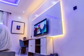Deluxe Room, City View | Desk, laptop workspace, free WiFi - MG WAY HOTEL (Asaba)