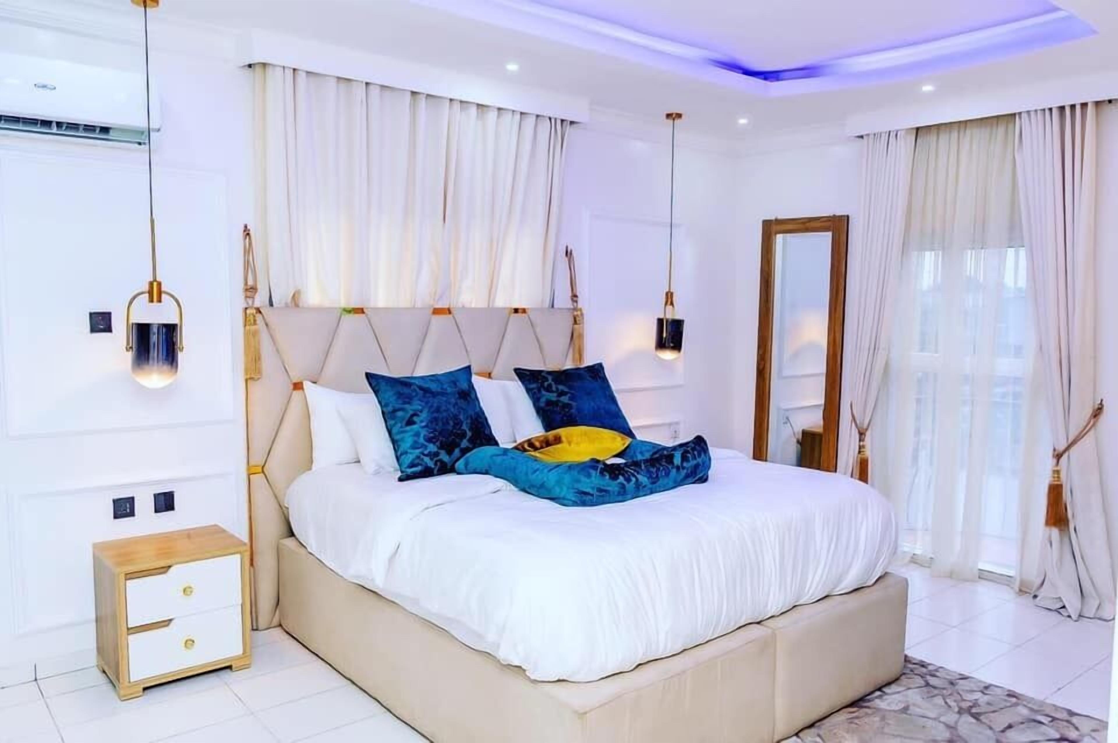 Chambre Classique, vue ville