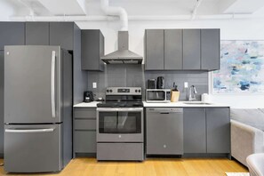 Fridge, microwave, oven, stovetop