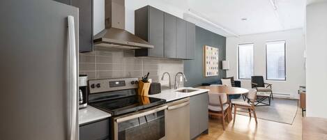 Fridge, microwave, oven, stovetop