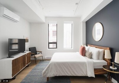 Bakan- Studio Downtown/Old Montreal