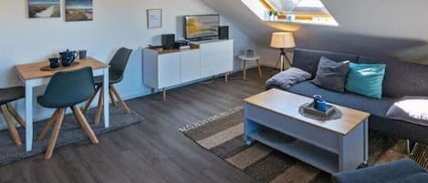 1 bedroom, iron/ironing board