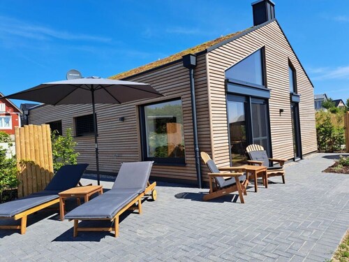 Pier 137 Comfortable Holiday Residence