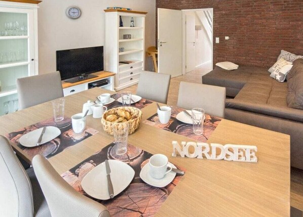 Dining - Holiday Apartment Norddeich (Norden)