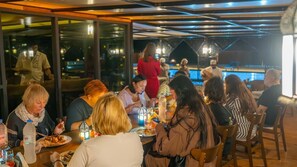 Restaurant - Stars Gate Camp (Al Wasil)