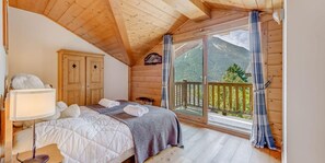 3 bedrooms, WiFi, bed sheets