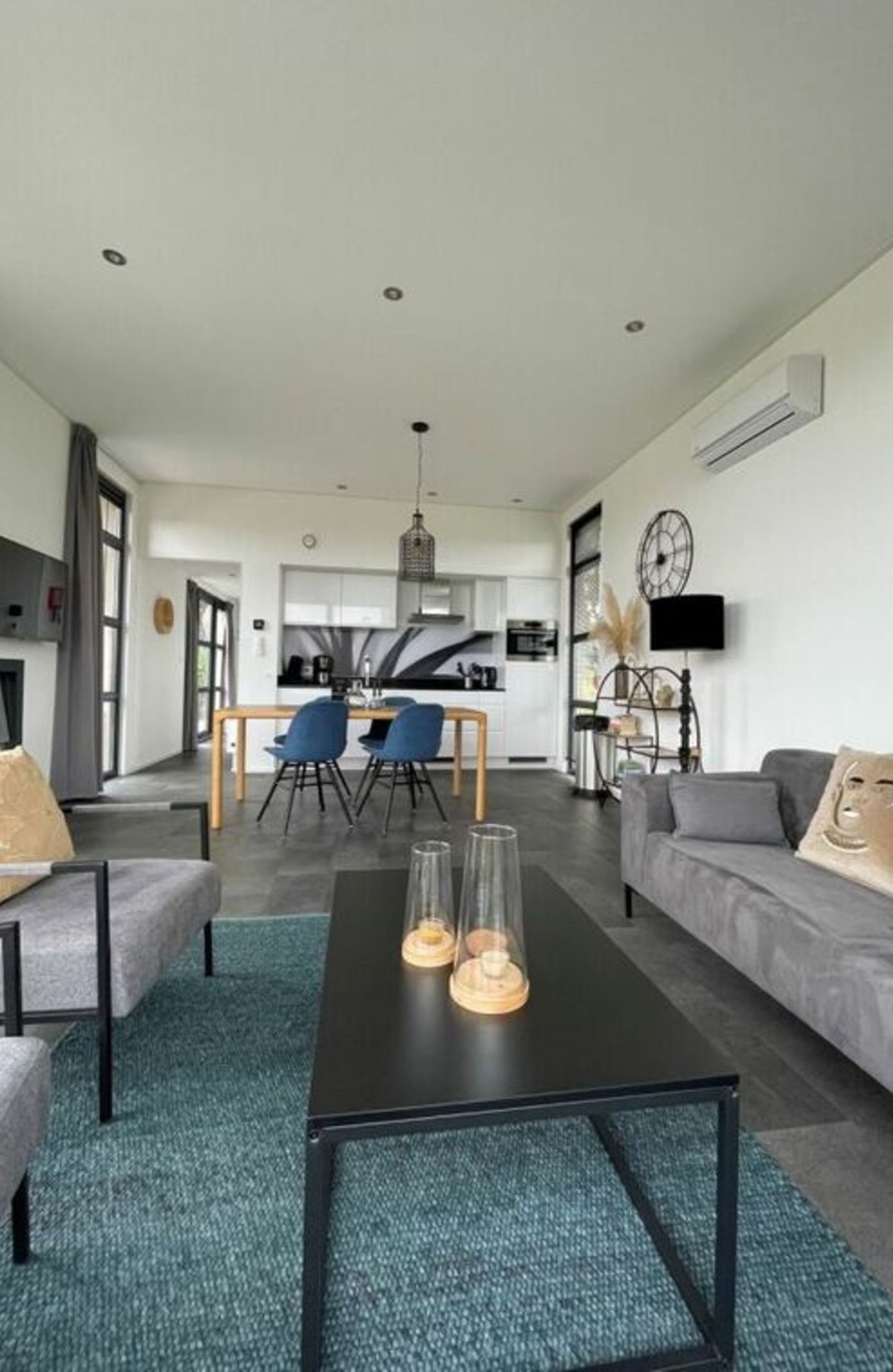 Chalet | Living area