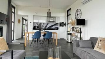 Chalet | Living area