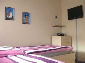 3 bedrooms, individually furnished, iron/ironing board - Shooting Star Comfortable Holiday Residence (Otterndorf)
