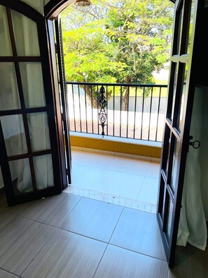 Habitación económica doble | Minibar, escritorio, espacio para trabajar con un portátil y wifi gratis